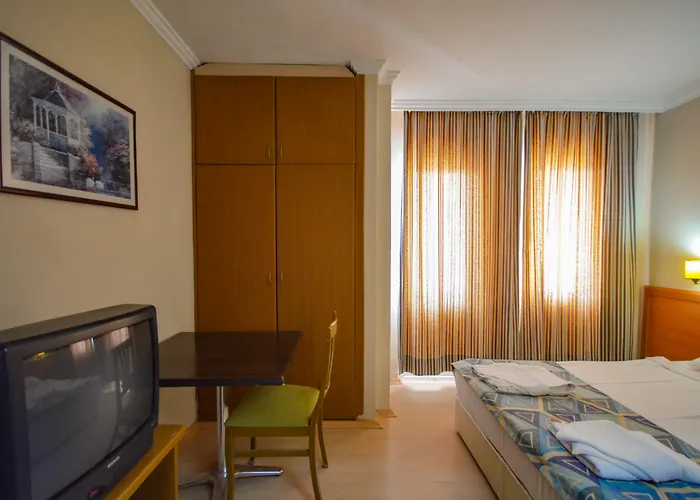 Apartmanhotel Select &