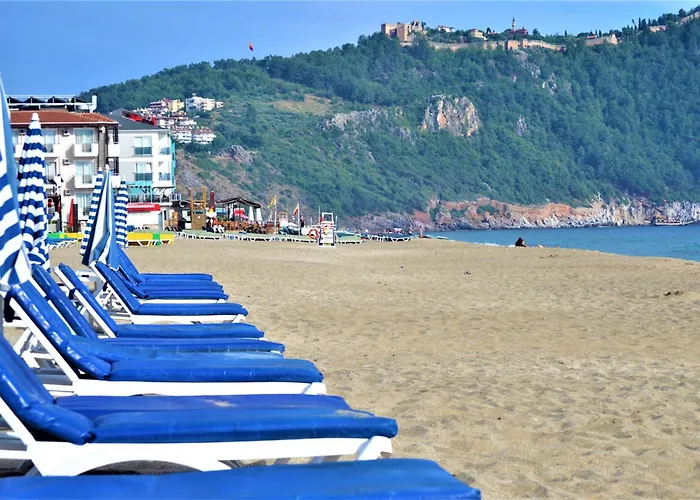 Apartmanhotel Select & 3*