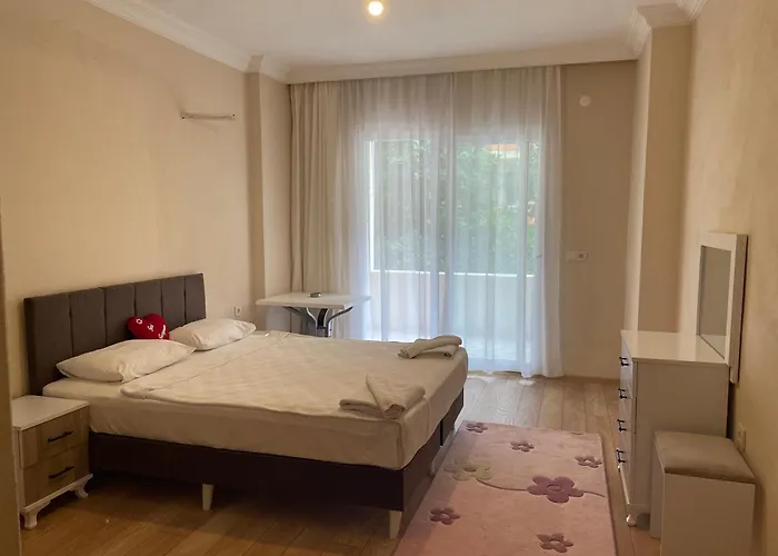 Apartmanhotel Select & 3*