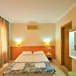 Lägenhetshotell Select & 3*