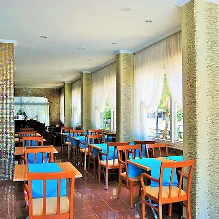 Select & Ξενοδοχείο με διαμερίσματα 3*