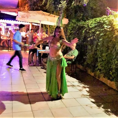 Ξενοδοχείο με διαμερίσματα Select &