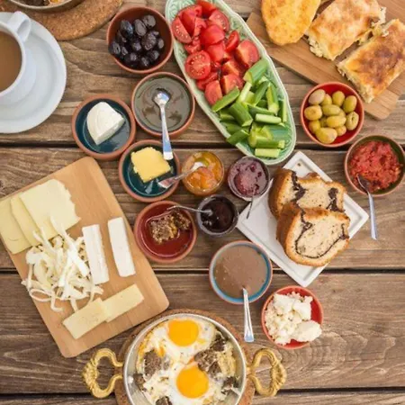 Aparthotel Select & 3*