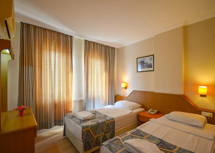 Select & 3* Αλάνια