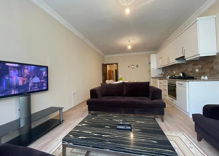 Select & Ξενοδοχείο με διαμερίσματα Αλάνια