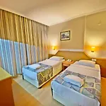 Select & Aparthotel