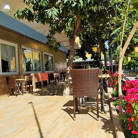 Select & Aparthotel 3*