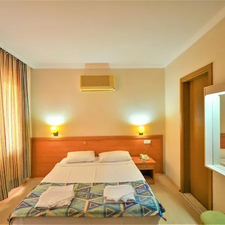 Aparthotel Select & 3*